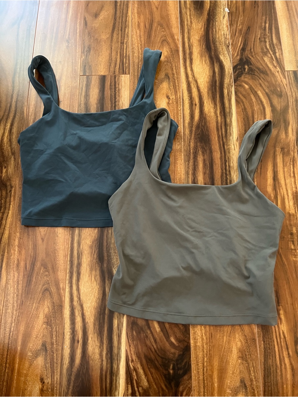 Athleta transcend square neck crop bundle